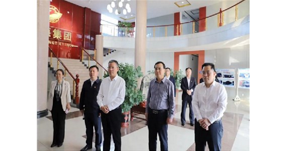 泰安市政府副市长冯能斌到全网担保网集团山东铁鹰建设工程有限公司调研